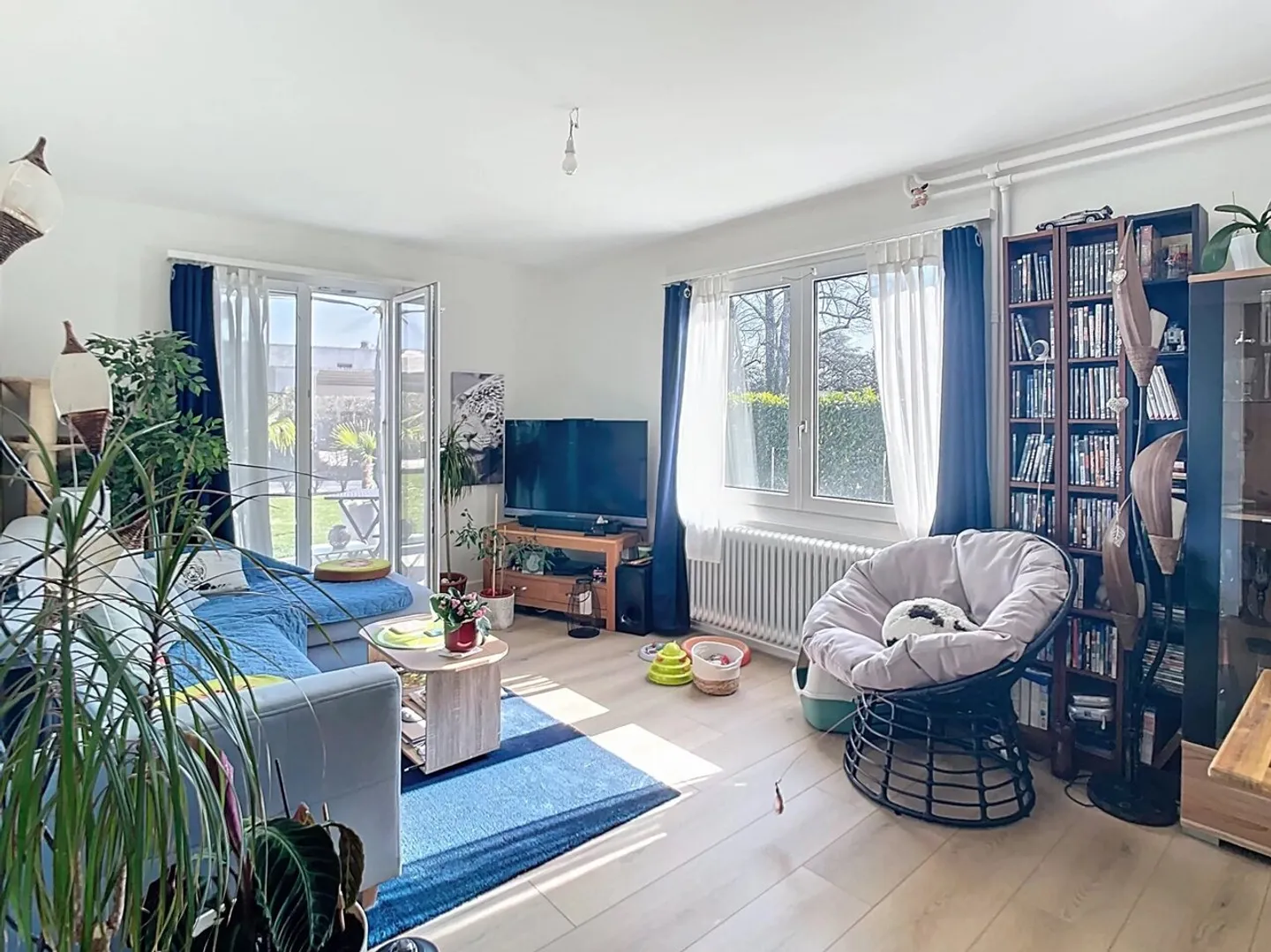 Charming Duplex in Renens - Photo 4 of 13