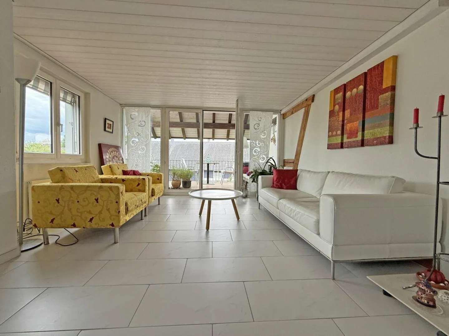 Appartement en duplex de 4,5 pièces - Photo 3 sur 9