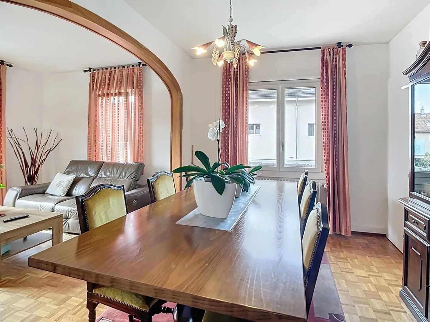 Charming Duplex in Renens - Photo 10 of 13