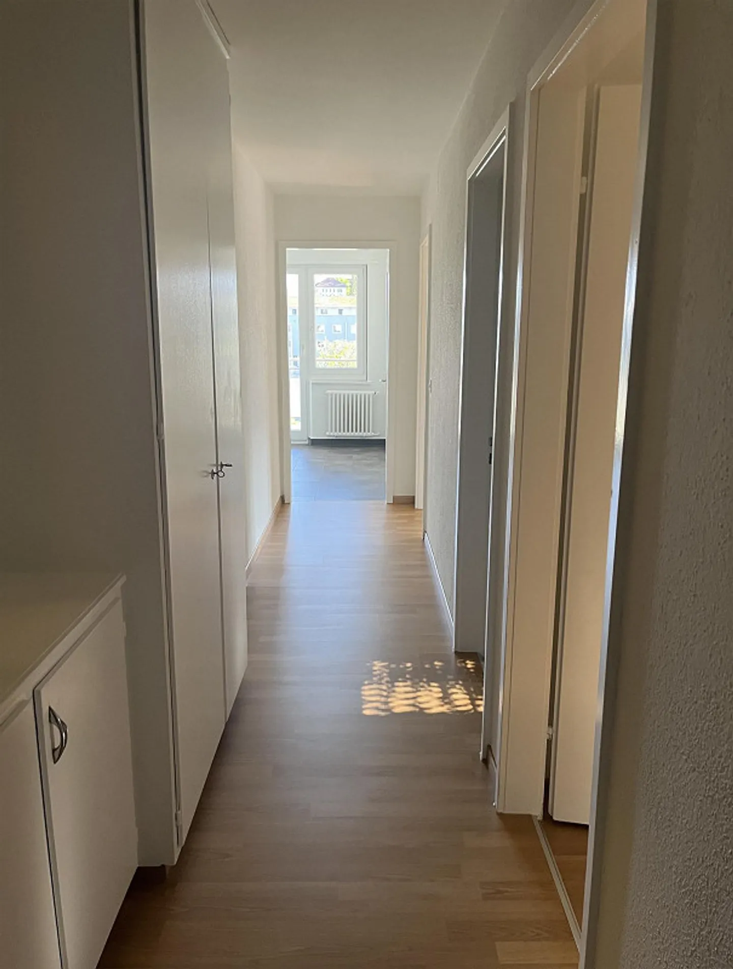 Gemütliche 3-Zimmerwohnung mitten in Steinhausen - Foto 3 von 7