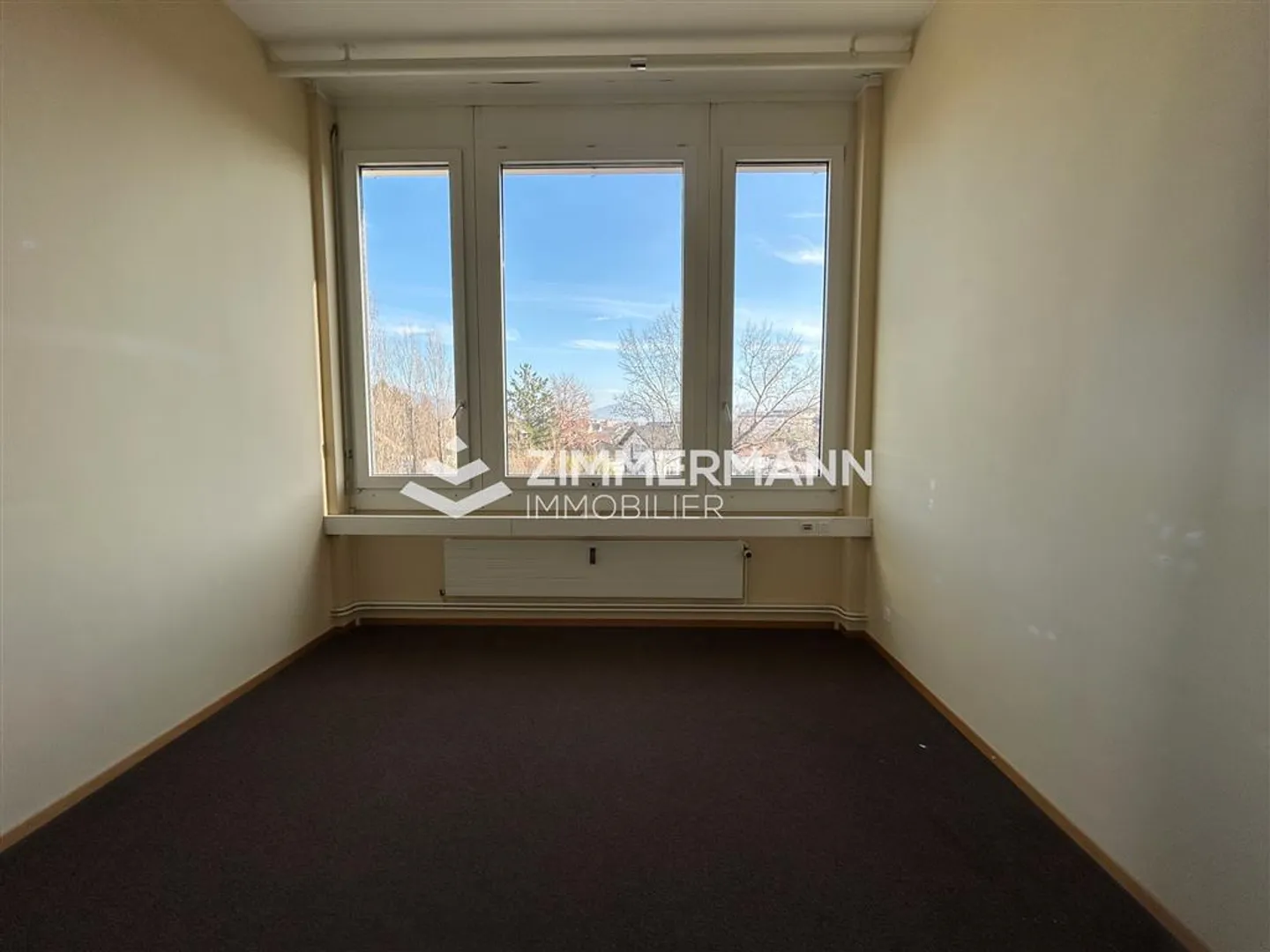 Office - Photo 8 of 8