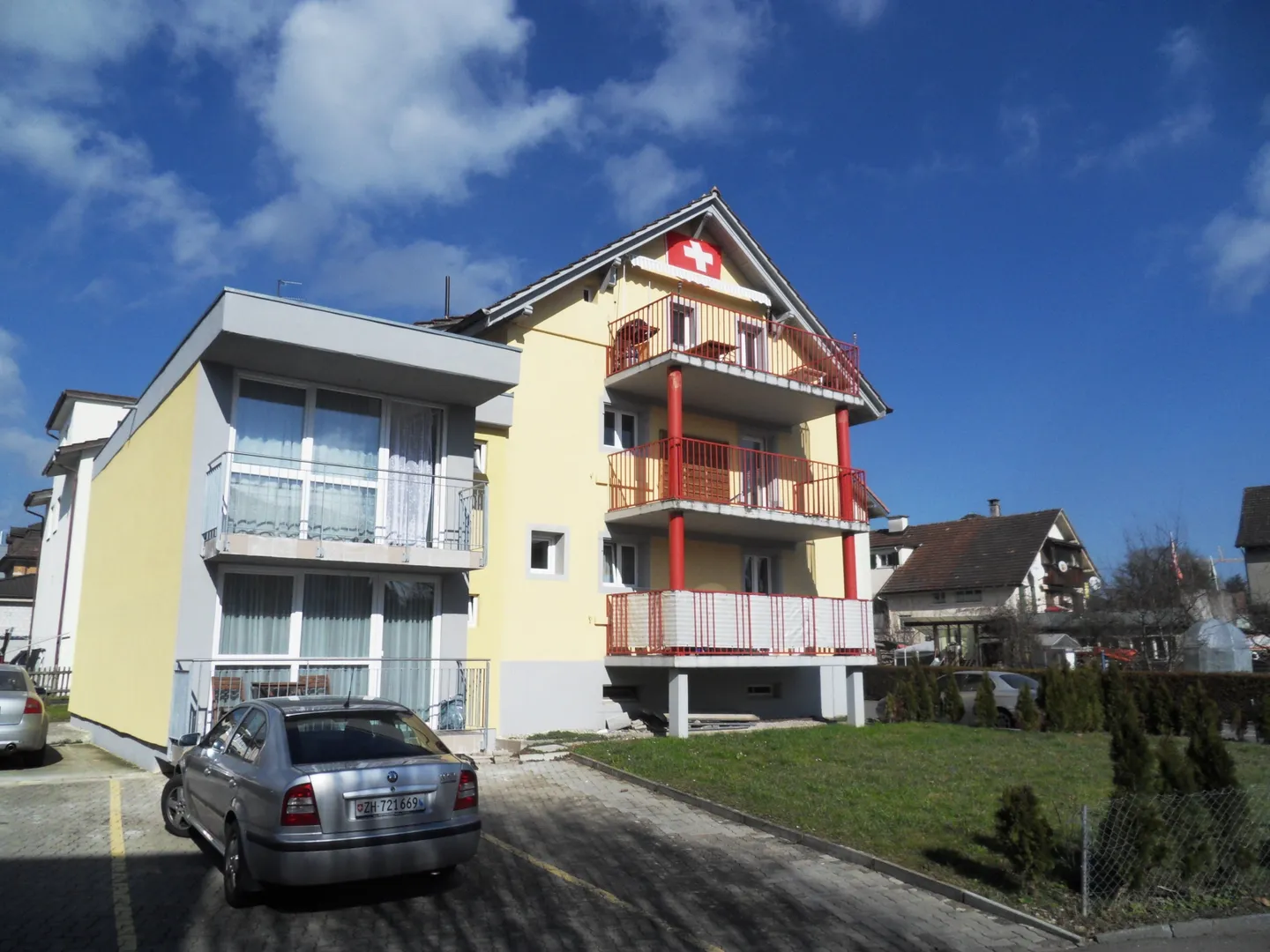 Outdoor Parking Space in Erlen - Photo 1 of 1