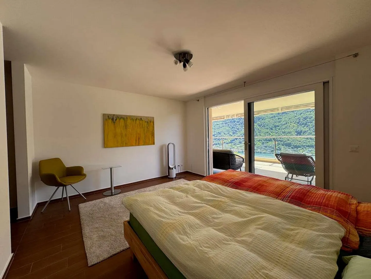Penthouse avec grande terrasse et vue sur le lac - Photo 9 sur 13