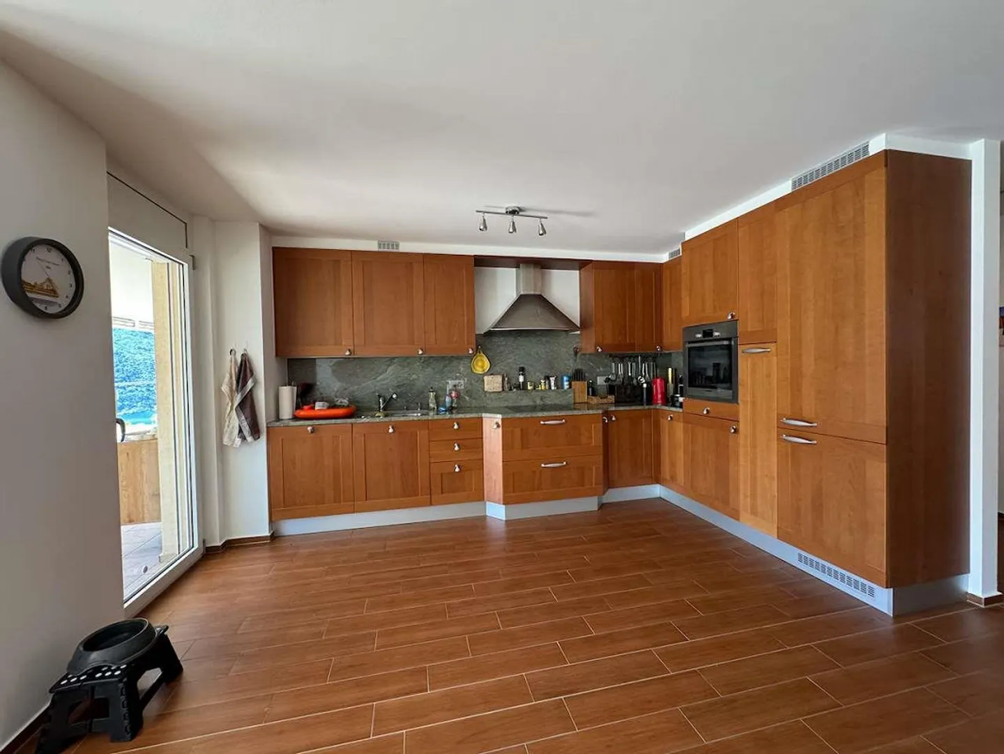 Penthouse avec grande terrasse et vue sur le lac - Photo 10 sur 13