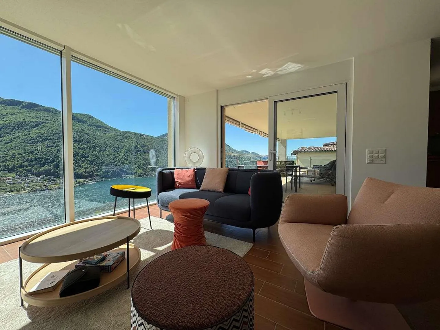 Penthouse avec grande terrasse et vue sur le lac - Photo 12 sur 13