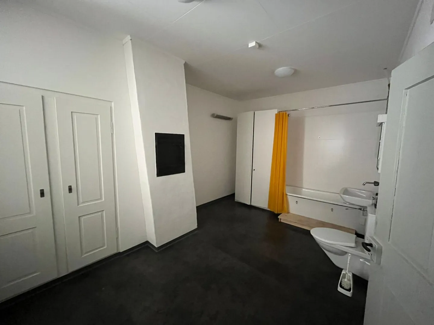 200m² come spazi commerciali o 1-2 appartamenti - Foto 16 di 23