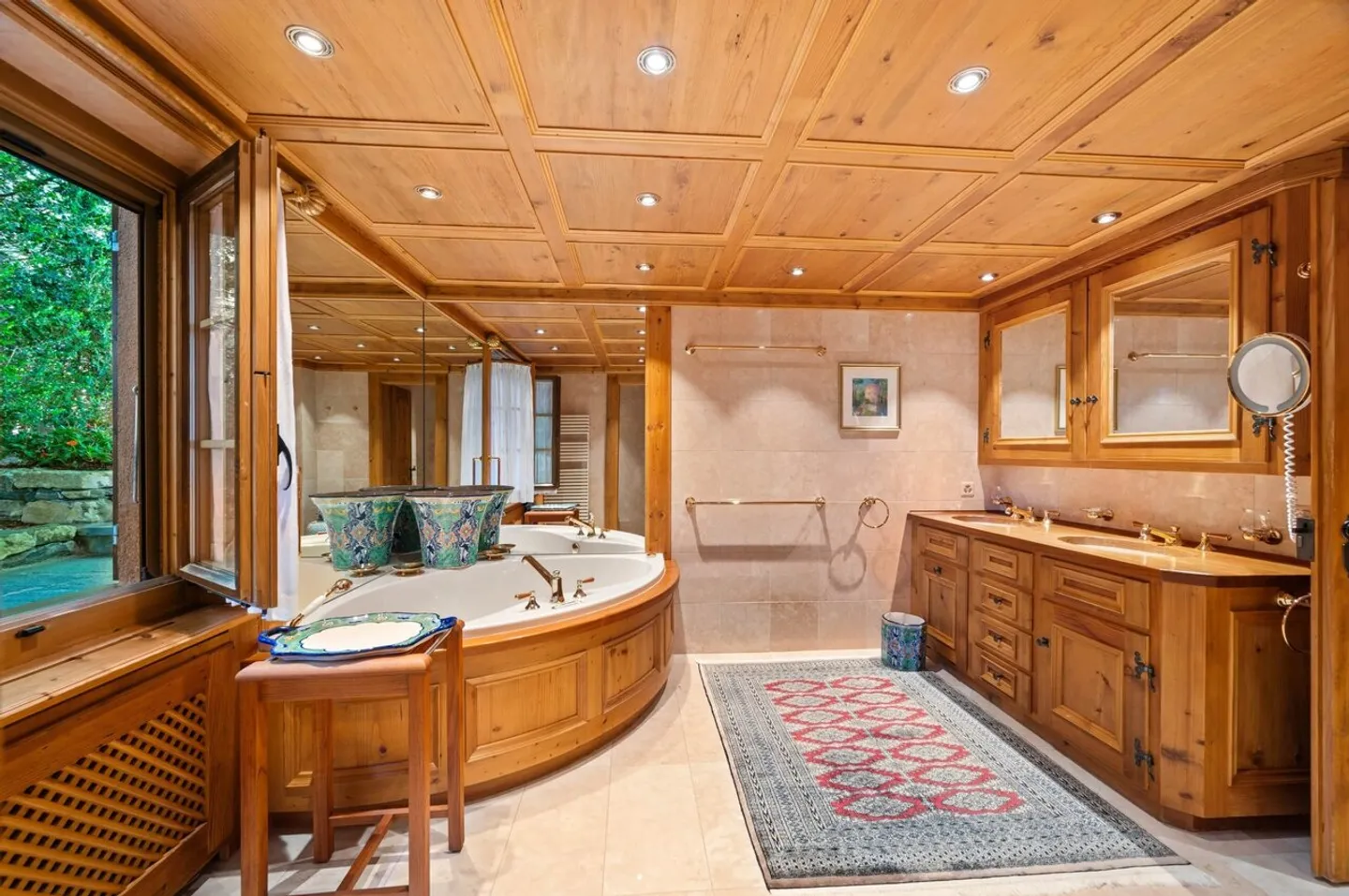 Chalet in a Privileged Setting of Gstaad - Photo 5 of 13