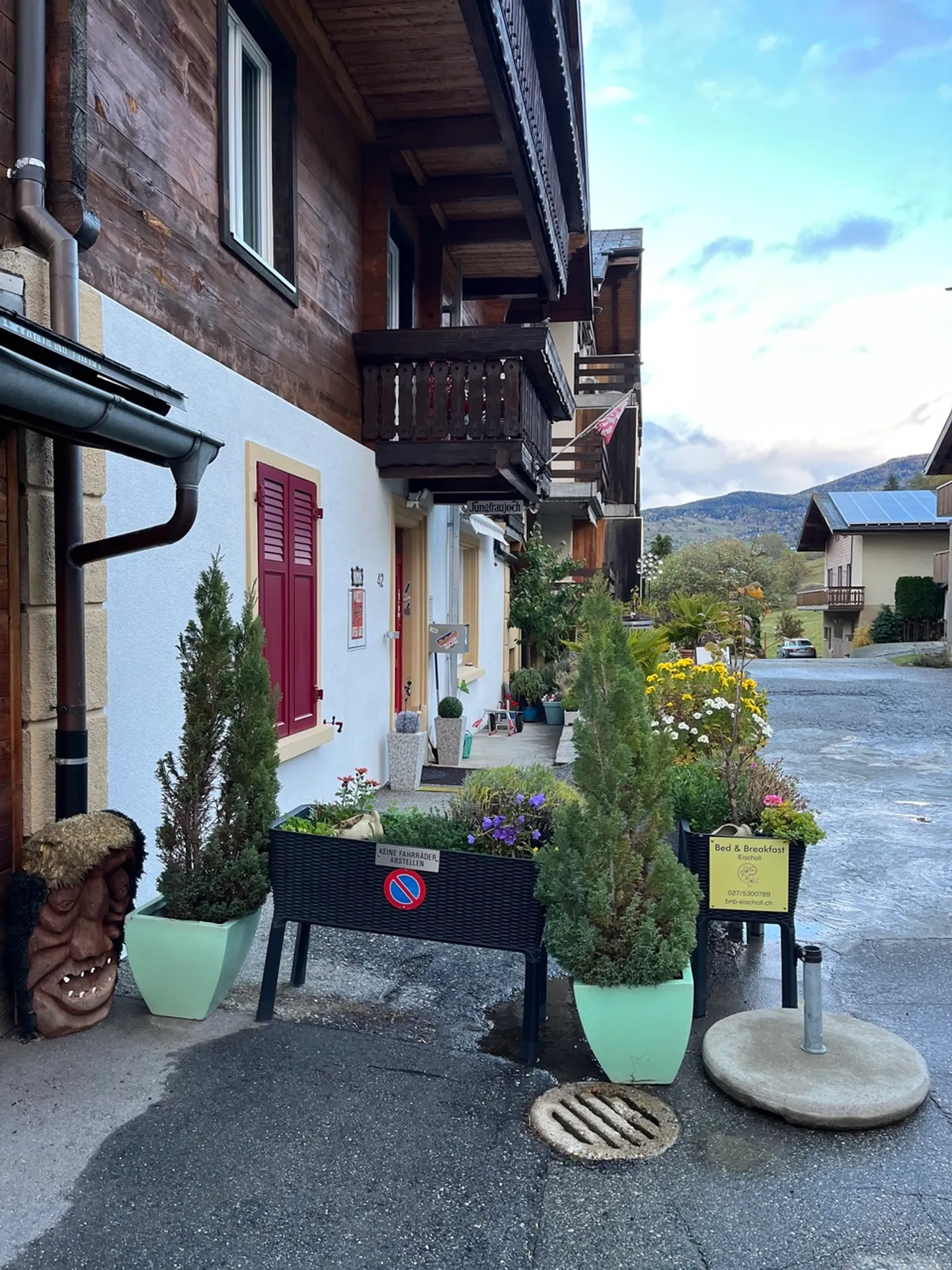 Bed and Breakfast with Apartment in Eischoll - Photo 3 of 19