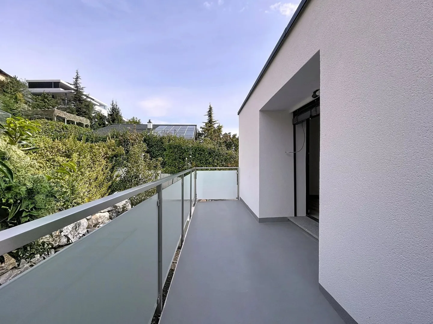 Modern MINERGIE Duplex Home - Photo 8 of 12