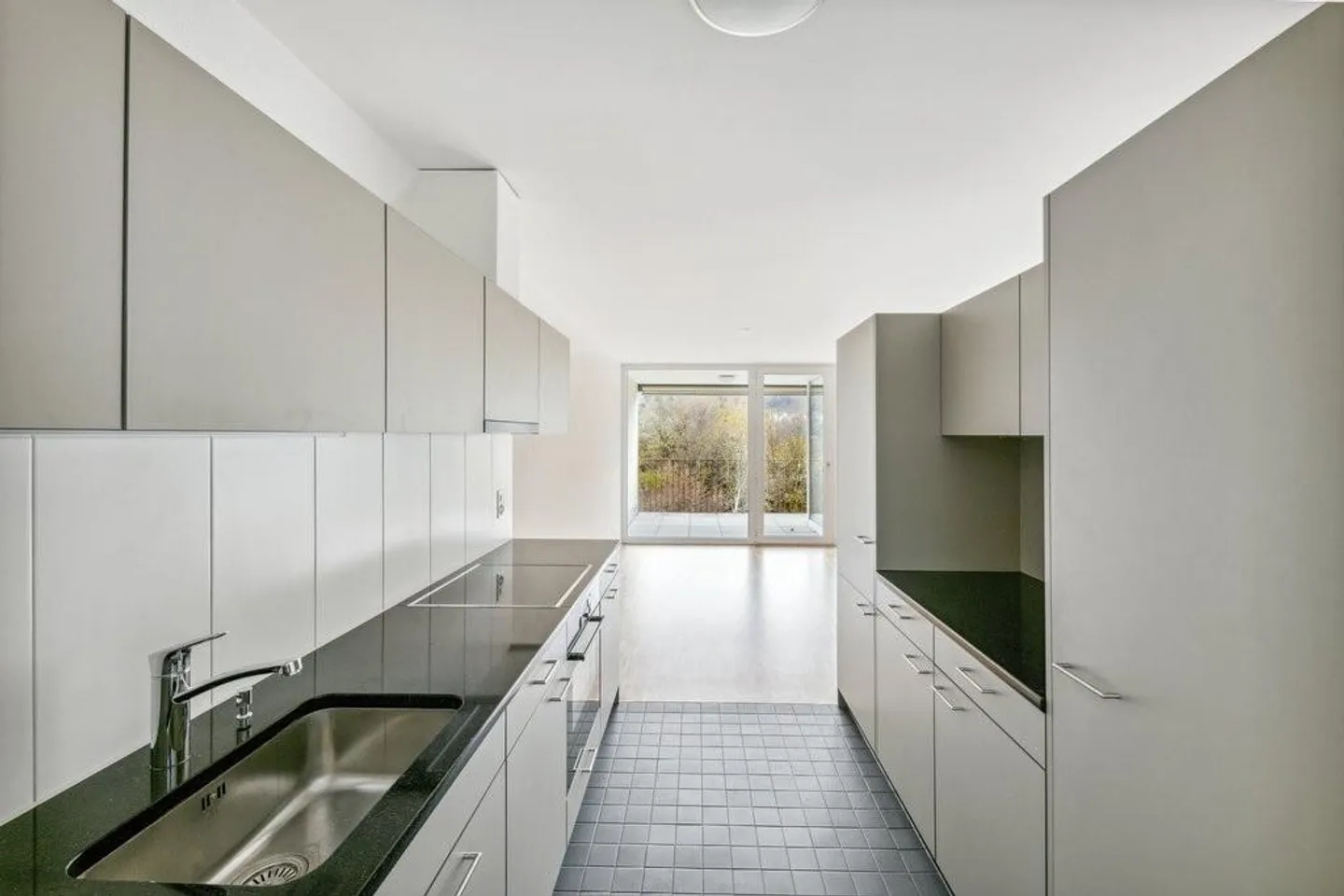 Vivere a contatto con la natura alle porte di Zurigo - Foto 2 di 7