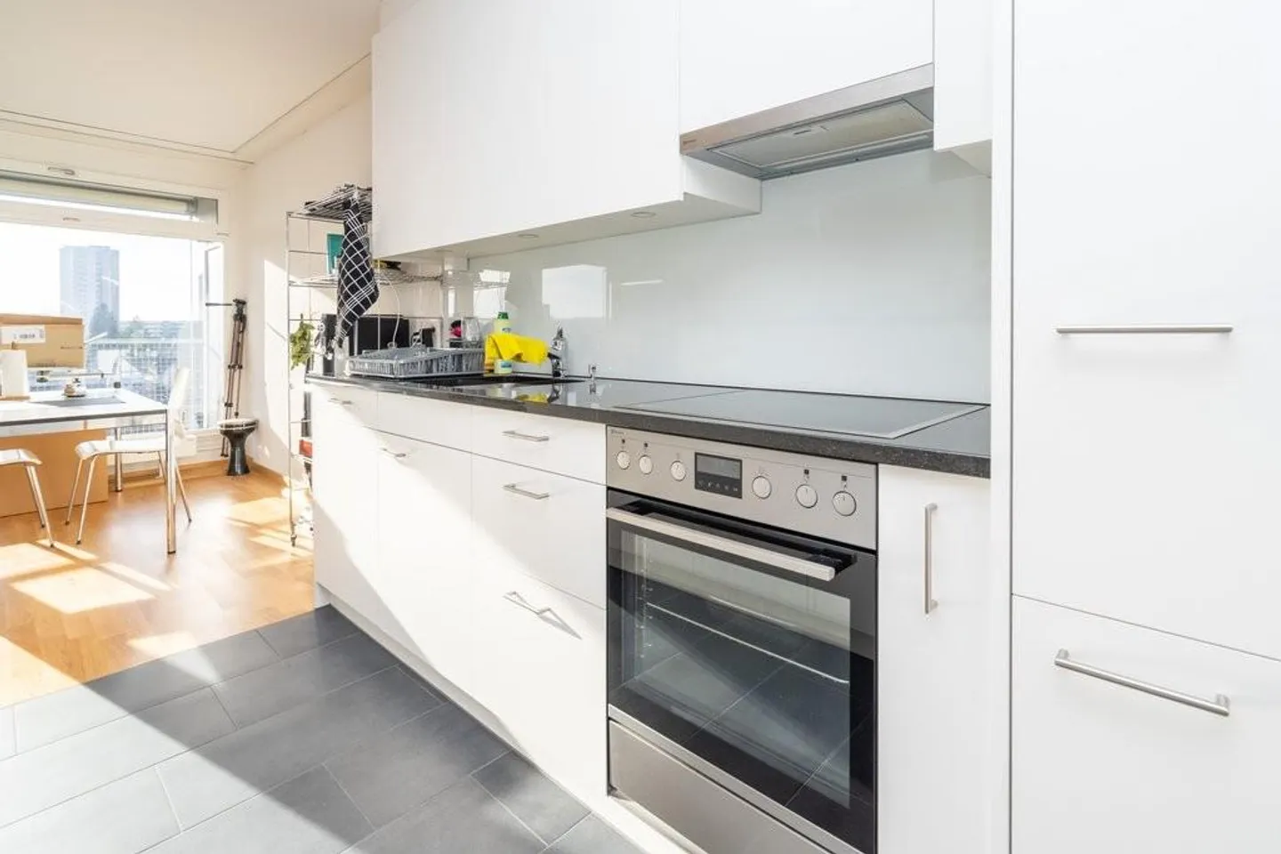 Helle teilsanierte 2.5-Zimmer-Wohnung in Bethlehem! - Foto 2 von 7