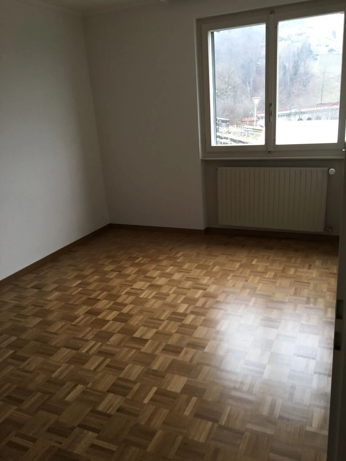 Spacious Apartment with Garden - Photo 7 of 7