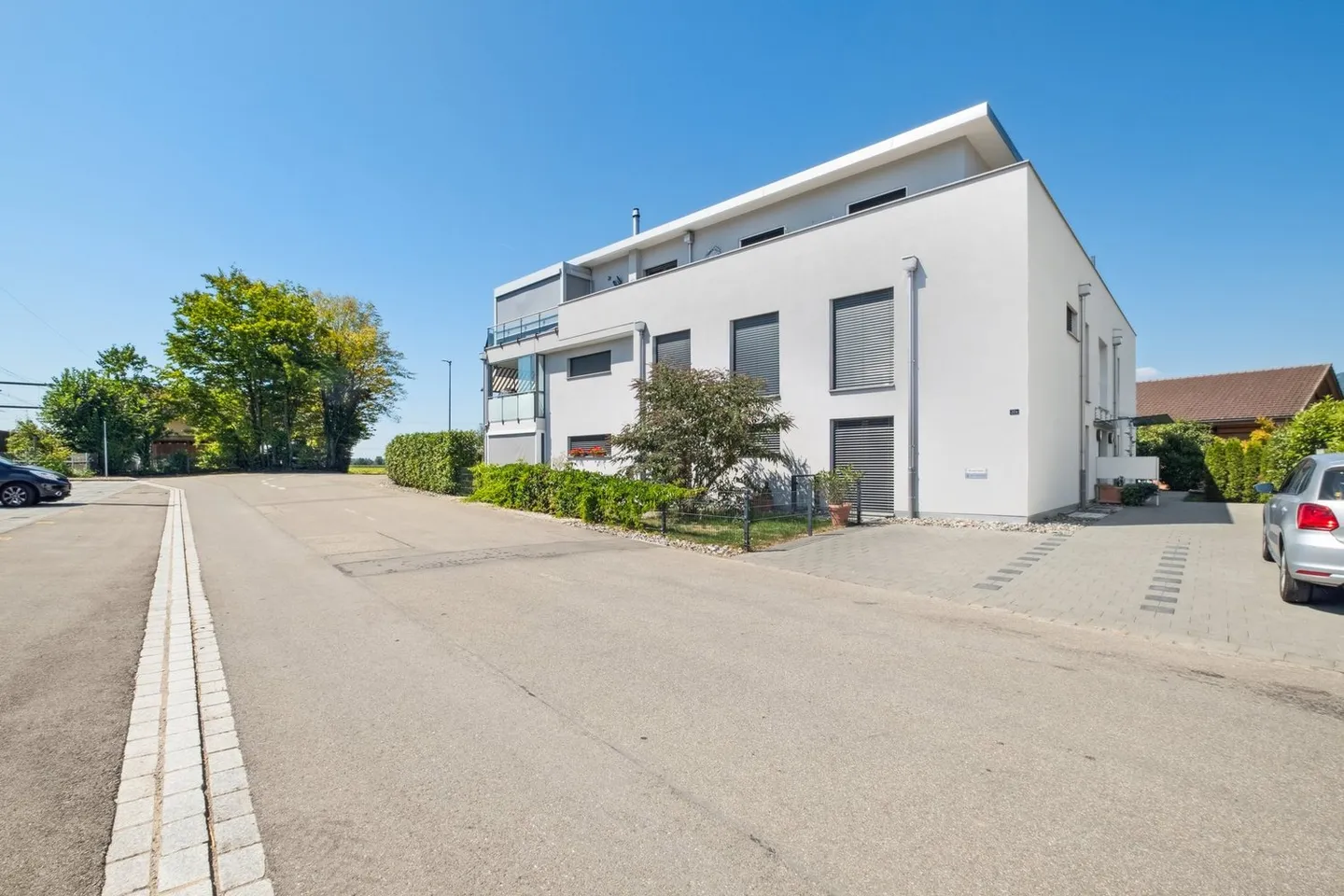 Moderne Gartenwohnung mit Wintergarten - Foto 2 von 9