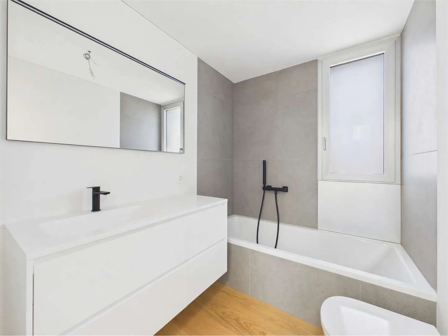 Modern city in new construction in Cadro - Photo 11 of 13