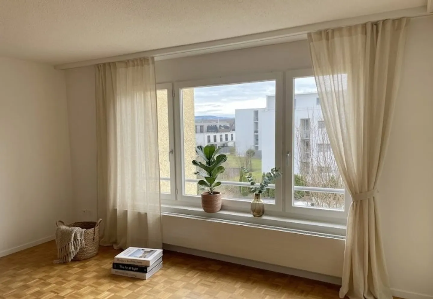 Charmante 2.5-Zimmer Wohnung - Foto 2 von 6
