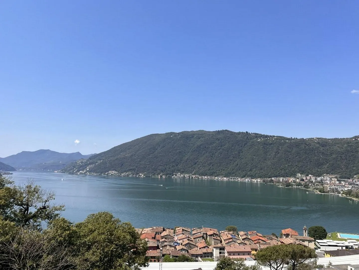 VILLA BIFAMILIARE: IDEALE OGGETTO PER PROMOTORI - Foto 1 di 11