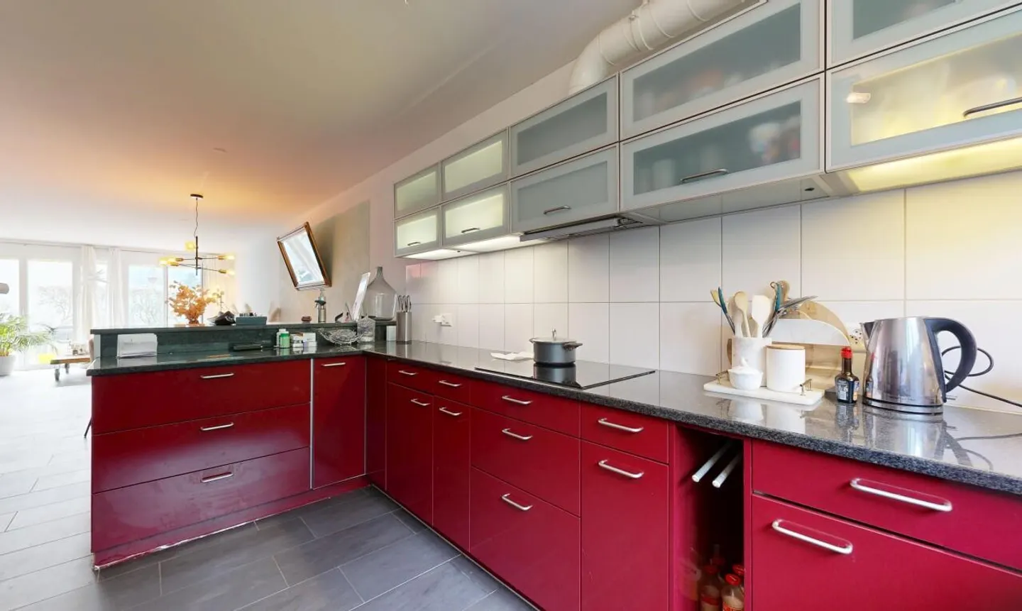 Charming Duplex with Garden - Photo 9 of 11