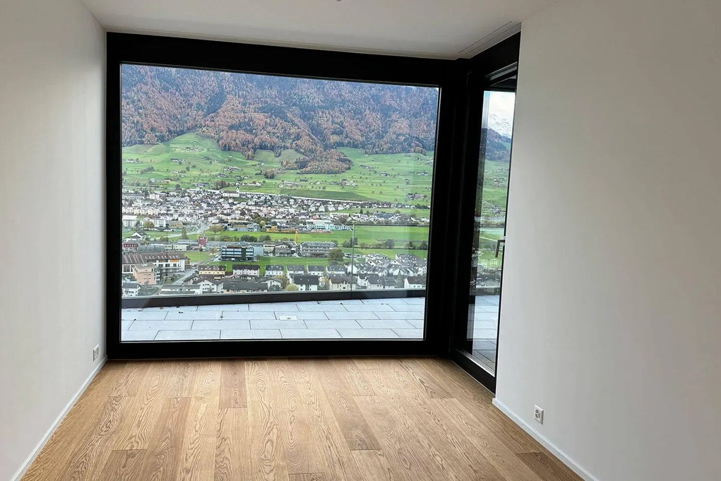Appartamento 4.5 locali con vista mozzafiato sul lago e sulle montagne a Ennetbürgen - limitato a 3 anni - Foto 11 di 13