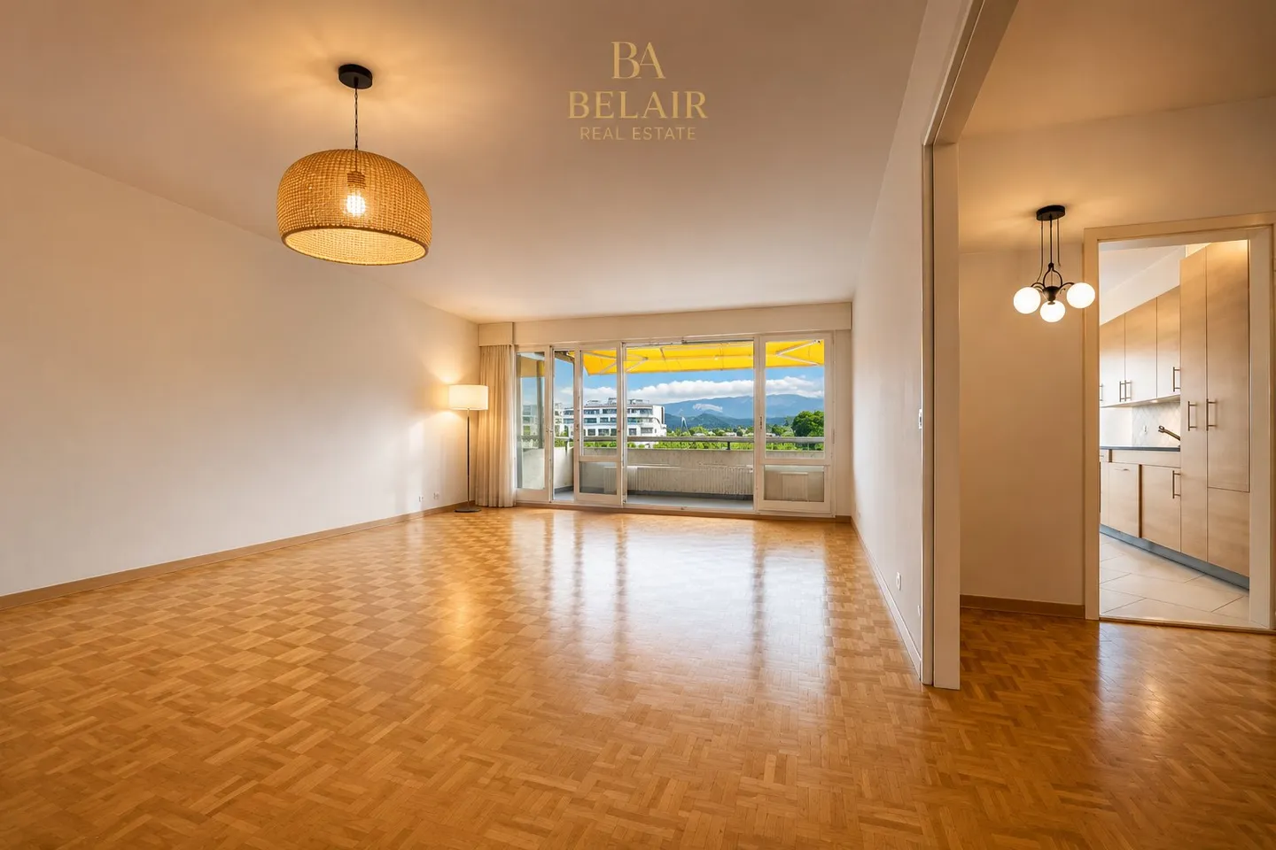 Spacious Apartment with Views - Photo 2 of 7