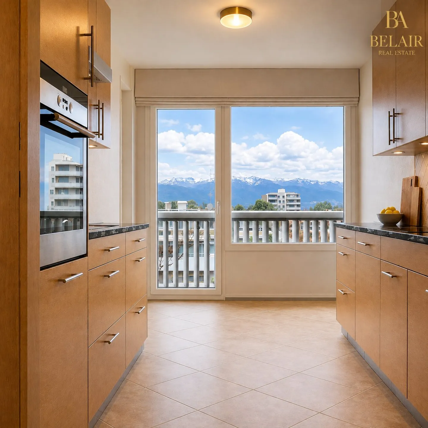 Spacious Apartment with Views - Photo 3 of 7