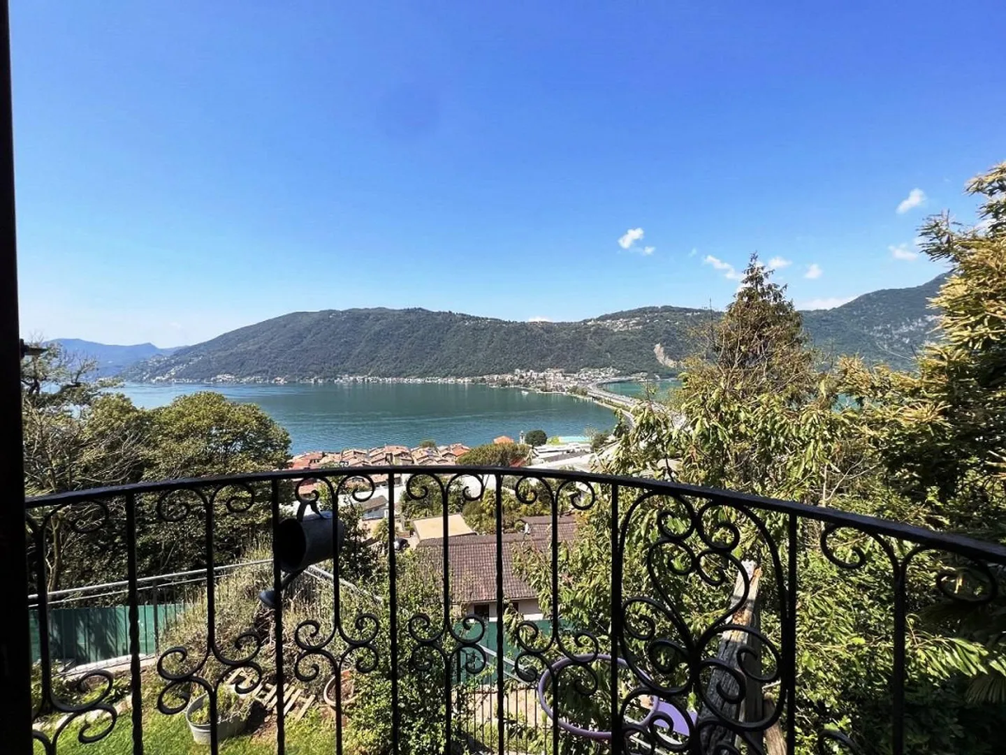 VILLA BIFAMILIARE: IDEALE OGGETTO PER PROMOTORI - Foto 3 di 11