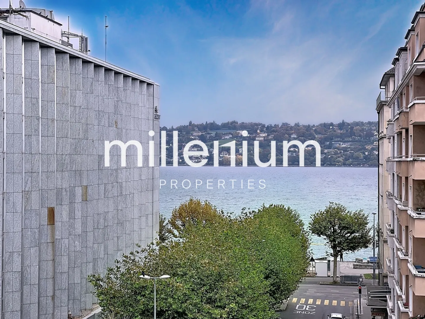 Geräumige Wohnung mit atemberaubendem Blick auf den Genfersee - Foto 1 von 10