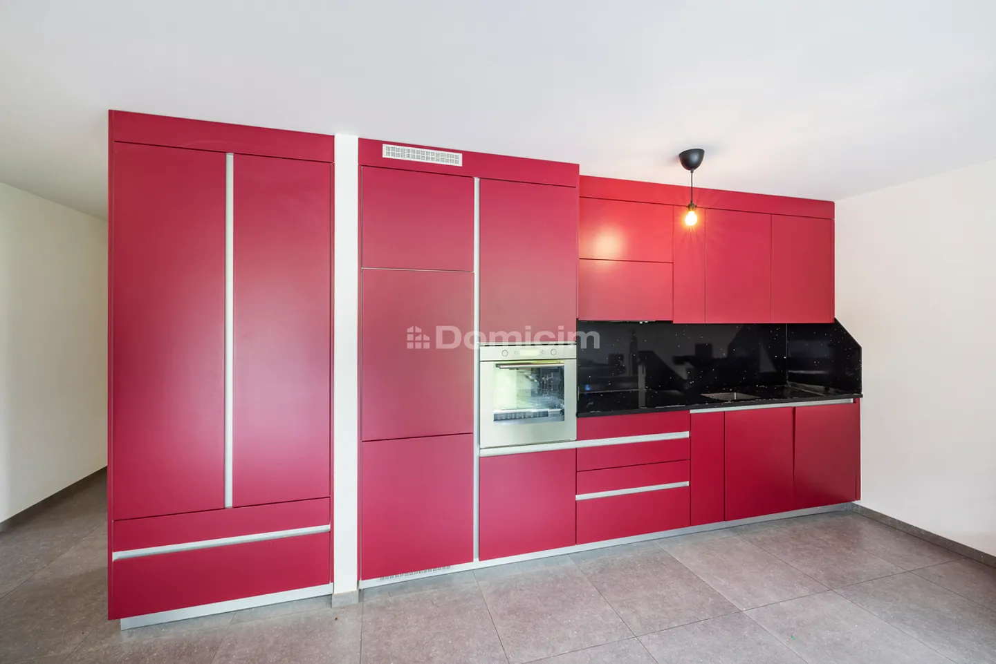 OPPORTUNITY NOT TO BE MISSED FOR THIS 2.5 ROOMS WITH BALCONY OF 31 M2! - Photo 4 of 6