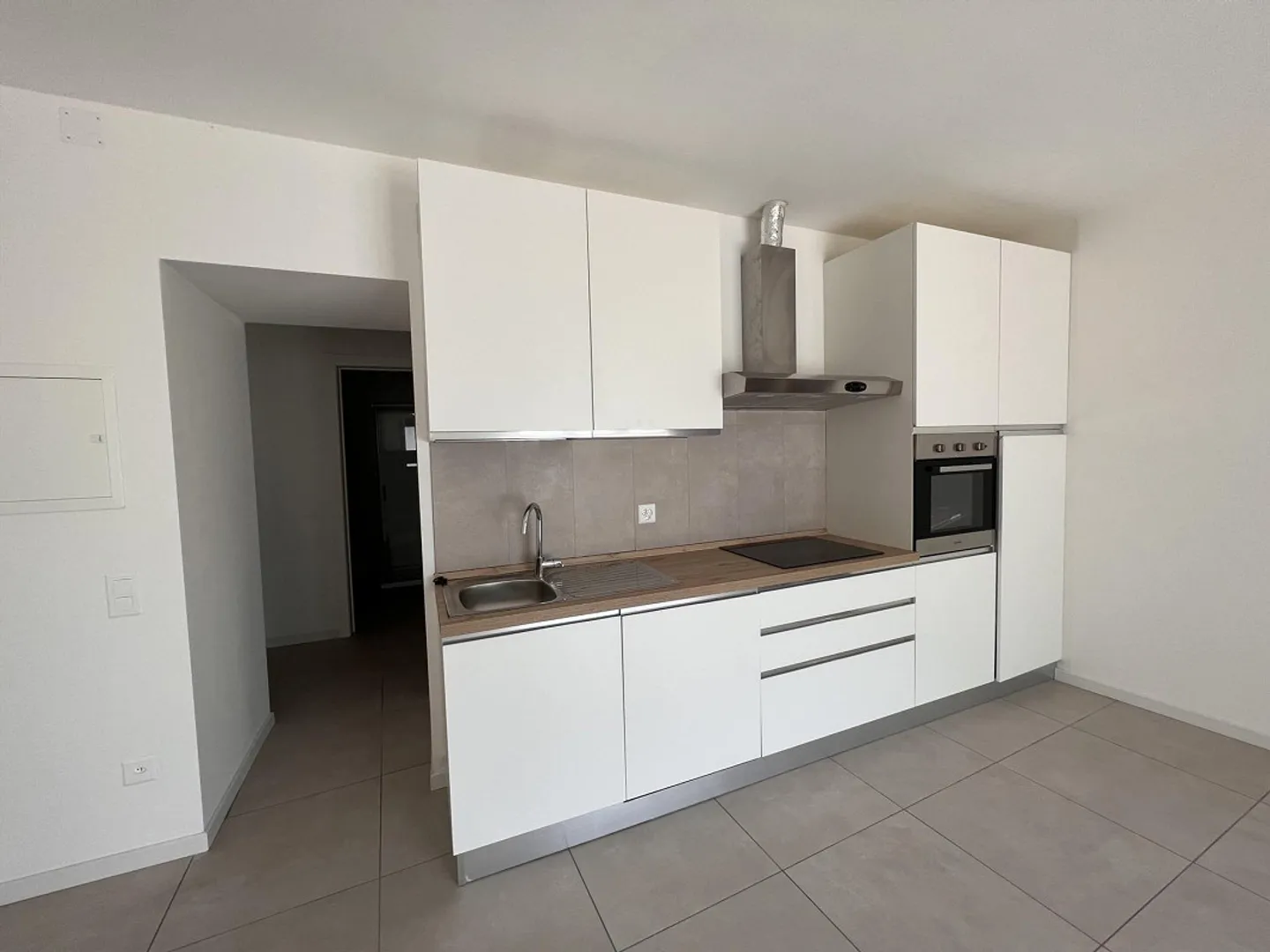 Erdgeschoss-Studio - VOLLSTÄNDIG RENOVIERT - Foto 3 von 6