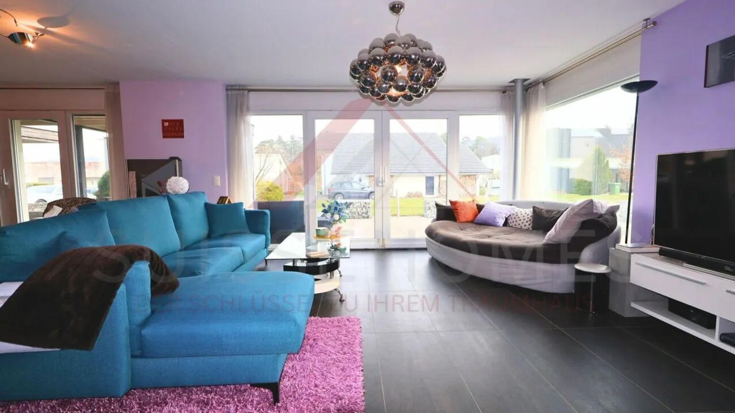 In der Nähe von Porrentruy (3 km) - Außergewöhnliche Villa mit Terrassen, Jacuzzi und Landschaftsgarten - Foto 5 von 24