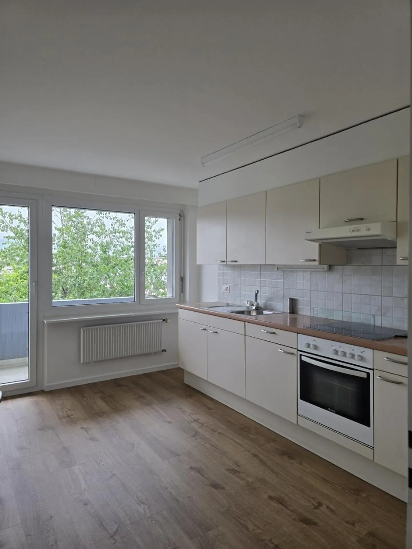 3-Zimmer-Wohnung im 1. Stock von 74 m2 mit Aufzug - Foto 1 von 12