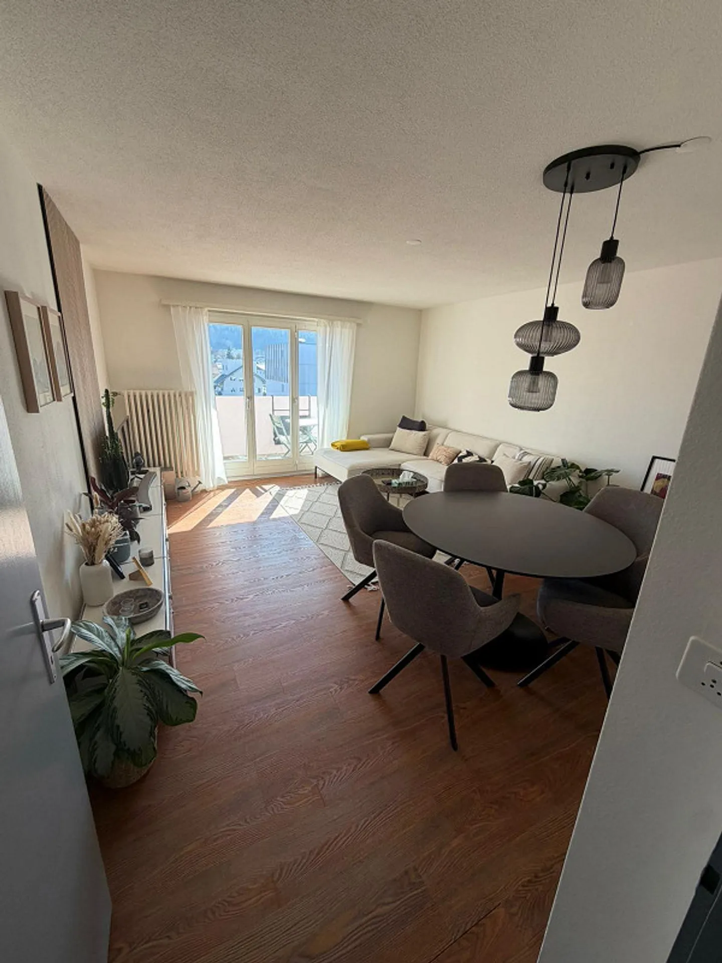 Bright 3.5-room apartment with balcony in a central location in Dagmersellen - Photo 1 of 6