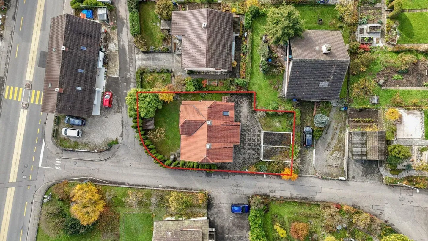 Two-family house as a residential, investment property or multi-generational house - Photo 27 of 27