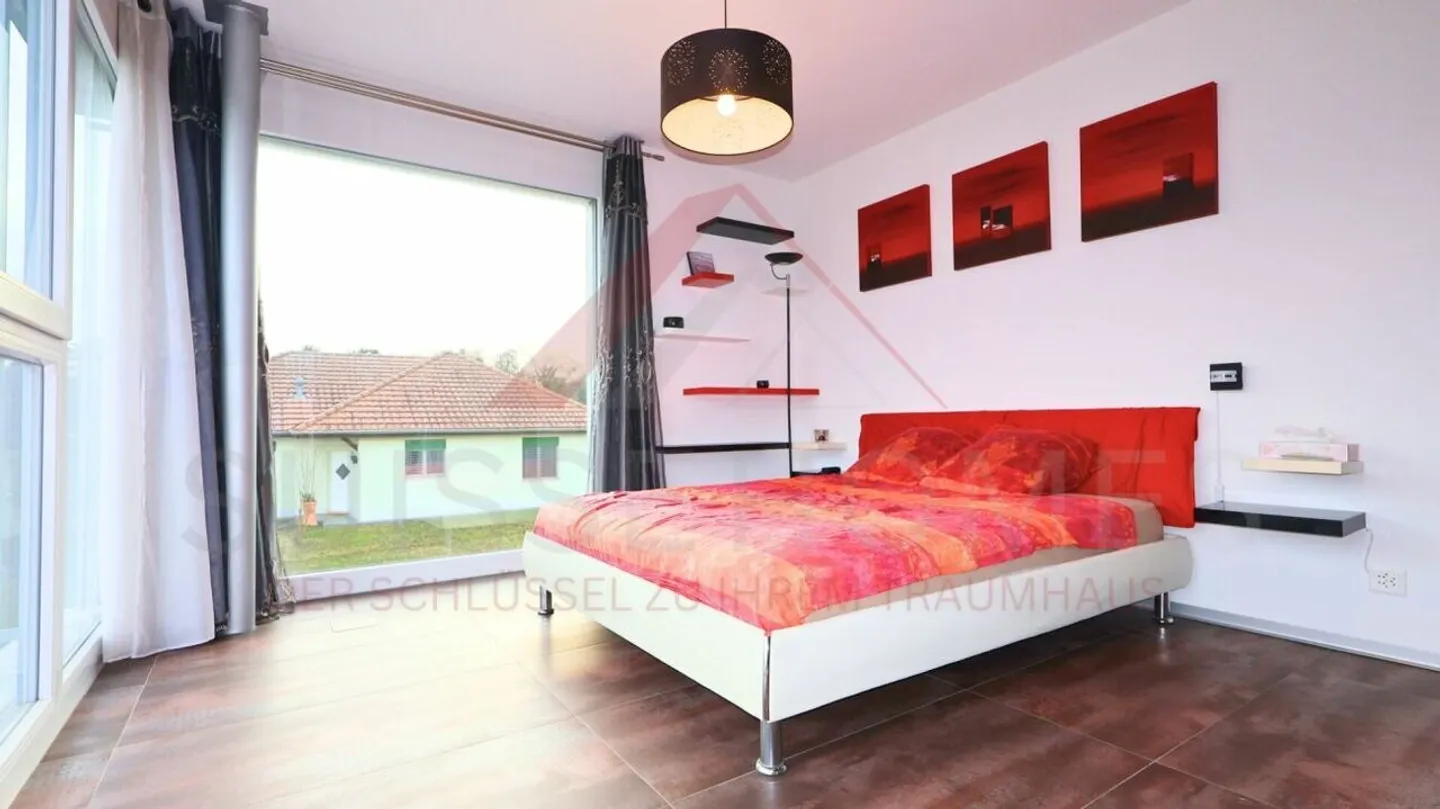 In der Nähe von Porrentruy (3 km) - Außergewöhnliche Villa mit Terrassen, Jacuzzi und Landschaftsgarten - Foto 18 von 24