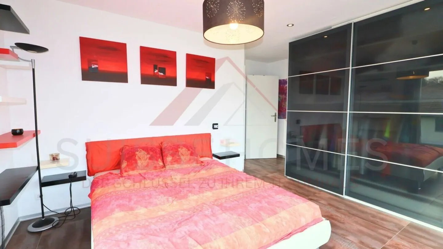 In der Nähe von Porrentruy (3 km) - Außergewöhnliche Villa mit Terrassen, Jacuzzi und Landschaftsgarten - Foto 19 von 24