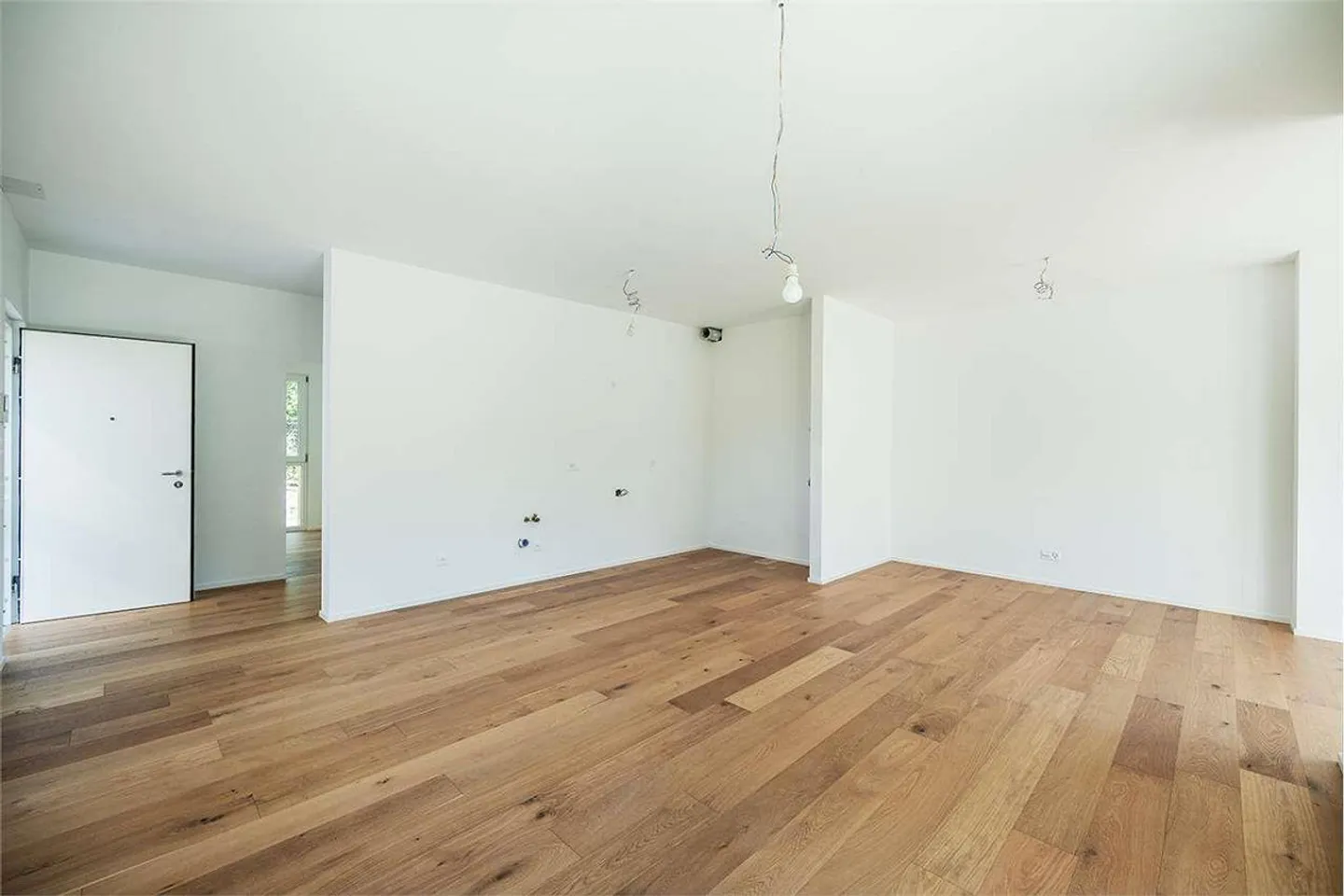 Attique lumineux 4.5 avec balcon et vue sur le lac - Photo 4 sur 13