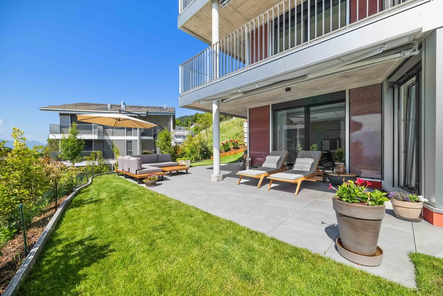 Stunning Garden Apartment - Photo 15 of 20