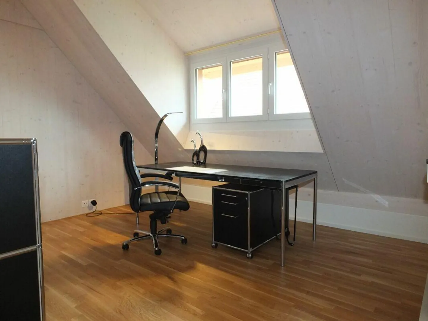 GROSSZÜGIGE MAISONETTEWOHNUNG IN LÄNDLICHER IDYLLE - Foto 8 von 12