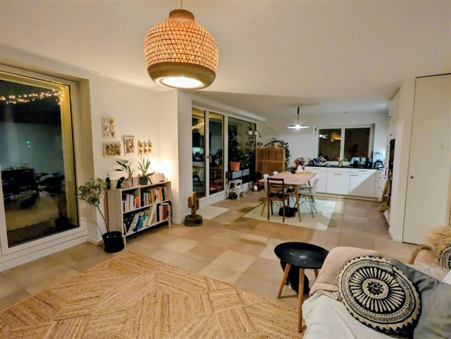 2½ ROOM APARTMENT IN ZURICH - DISTRICT 11 OERLIKON, FURNISHED, TEMPORARY - Photo 2 of 6