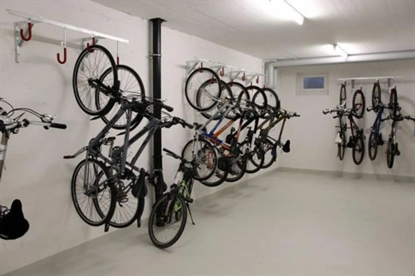 GROSSZÜGIGE MAISONETTEWOHNUNG IN LÄNDLICHER IDYLLE - Foto 11 von 12