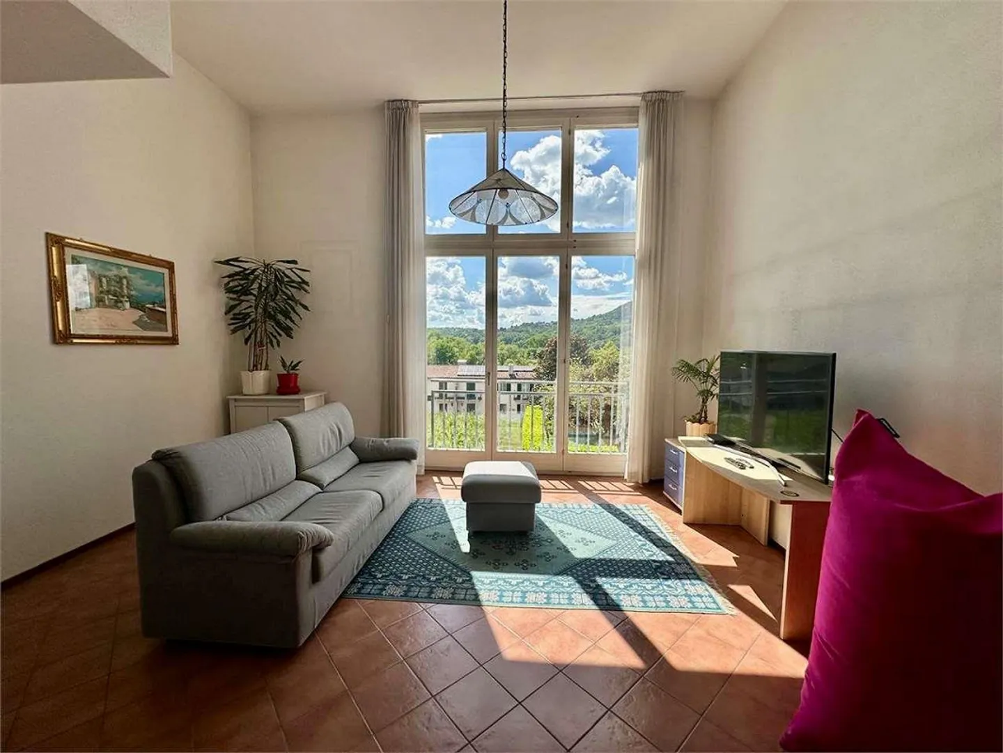 Haus im Grünen in Seseglio mit herrlichem Ausblick - Foto 1 von 13