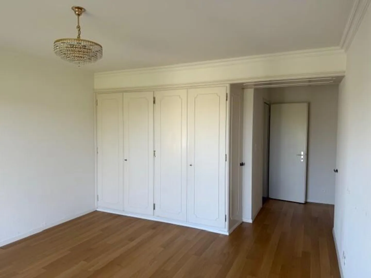 Charmante Villa mit Pool in Adlikon - Foto 9 von 12