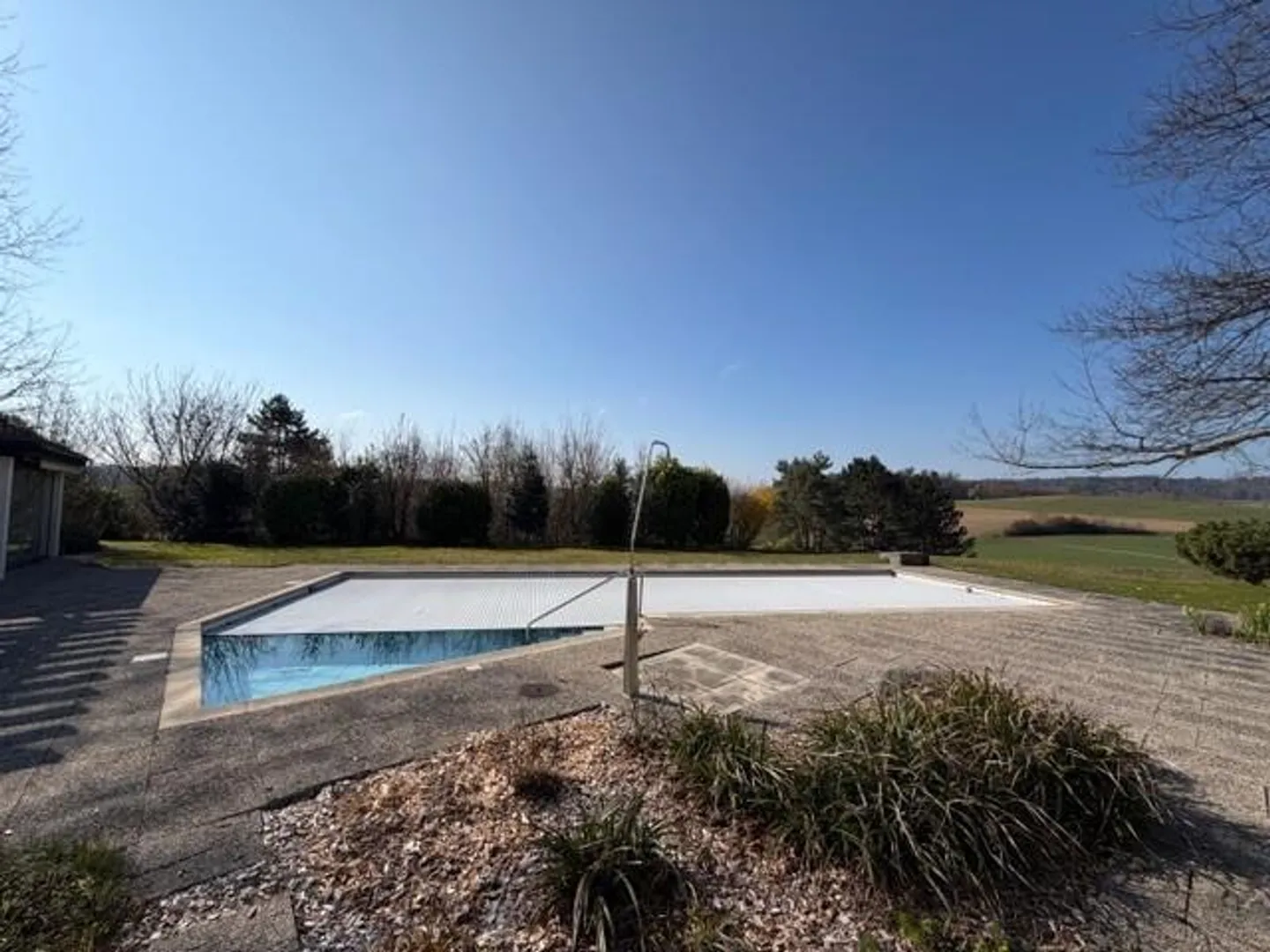 Charmante Villa mit Pool in Adlikon - Foto 12 von 12