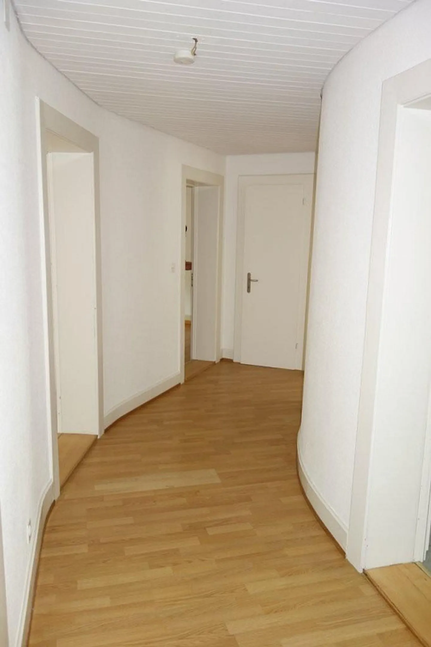 Charmante appartement ancien dans le beau Wipkingen - Photo 6 sur 7