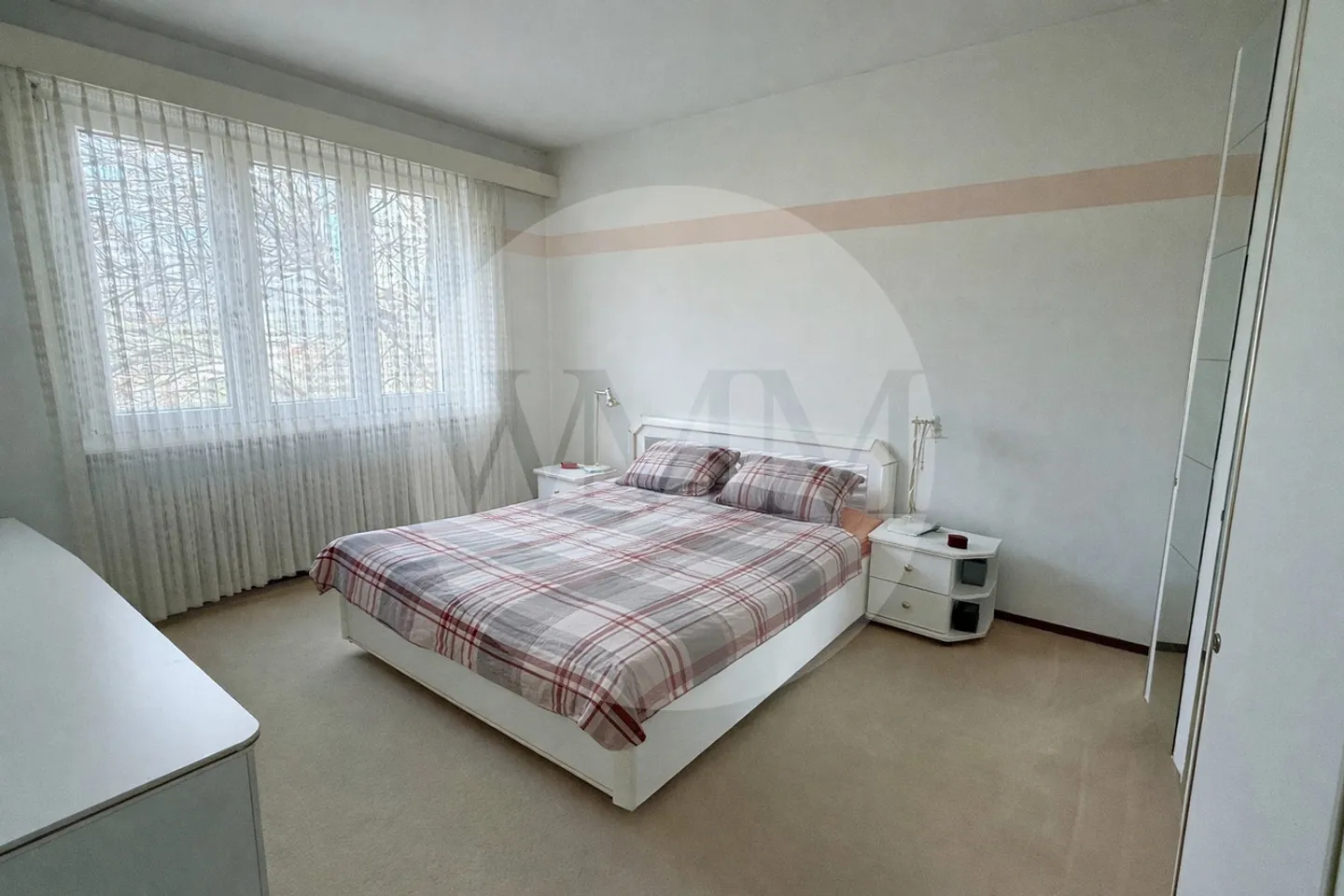 APPARTEMENT LUMINEUX DE 3,5 PIÈCES AU DERNIER ÉTAGE AVEC BALCON - Photo 4 sur 5