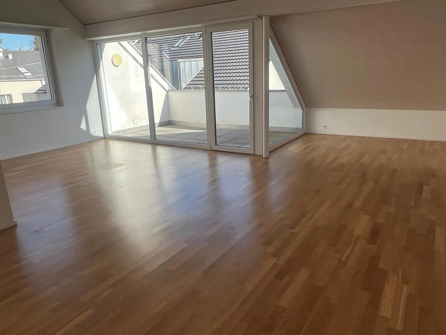 Modernes Apartment Nahe dem See - Foto 3 von 12