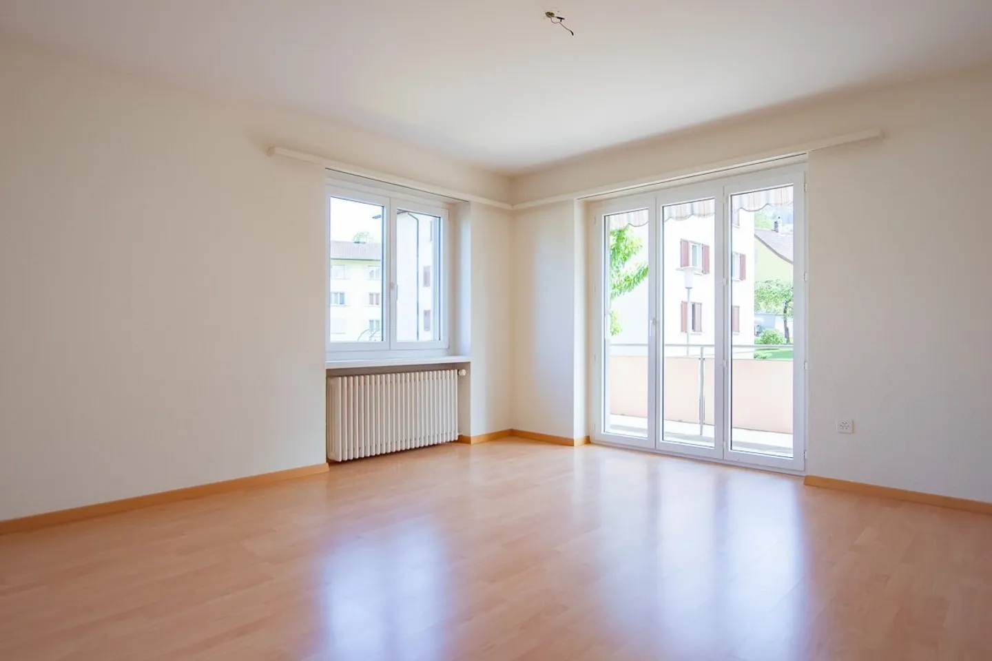 Helle 4-Zi. Wohnung - Foto 3 von 6