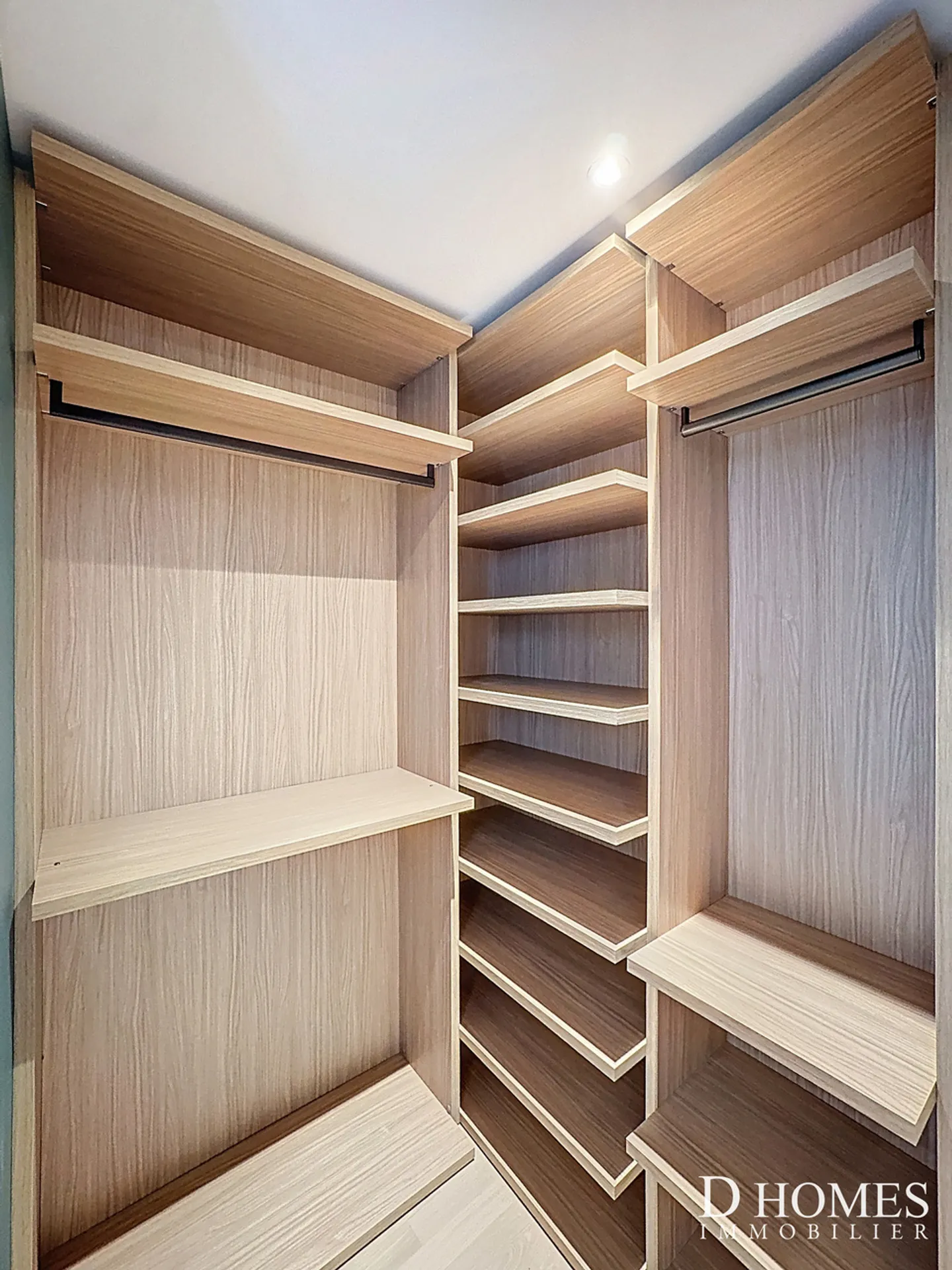 Appartement Charmant avec Jardin - Photo 8 sur 12