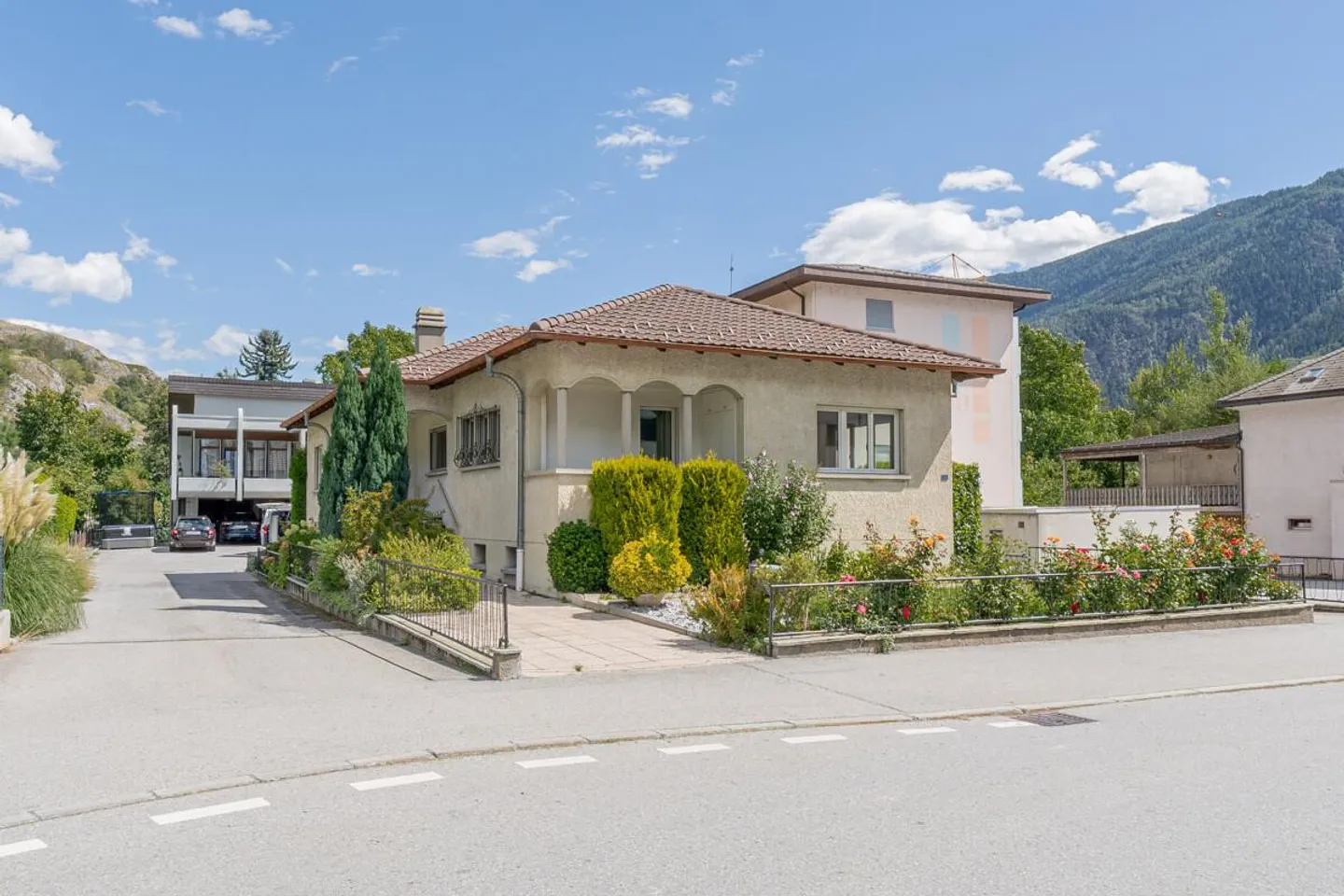 Charmantes Einfamilienhaus - Foto 2 von 28