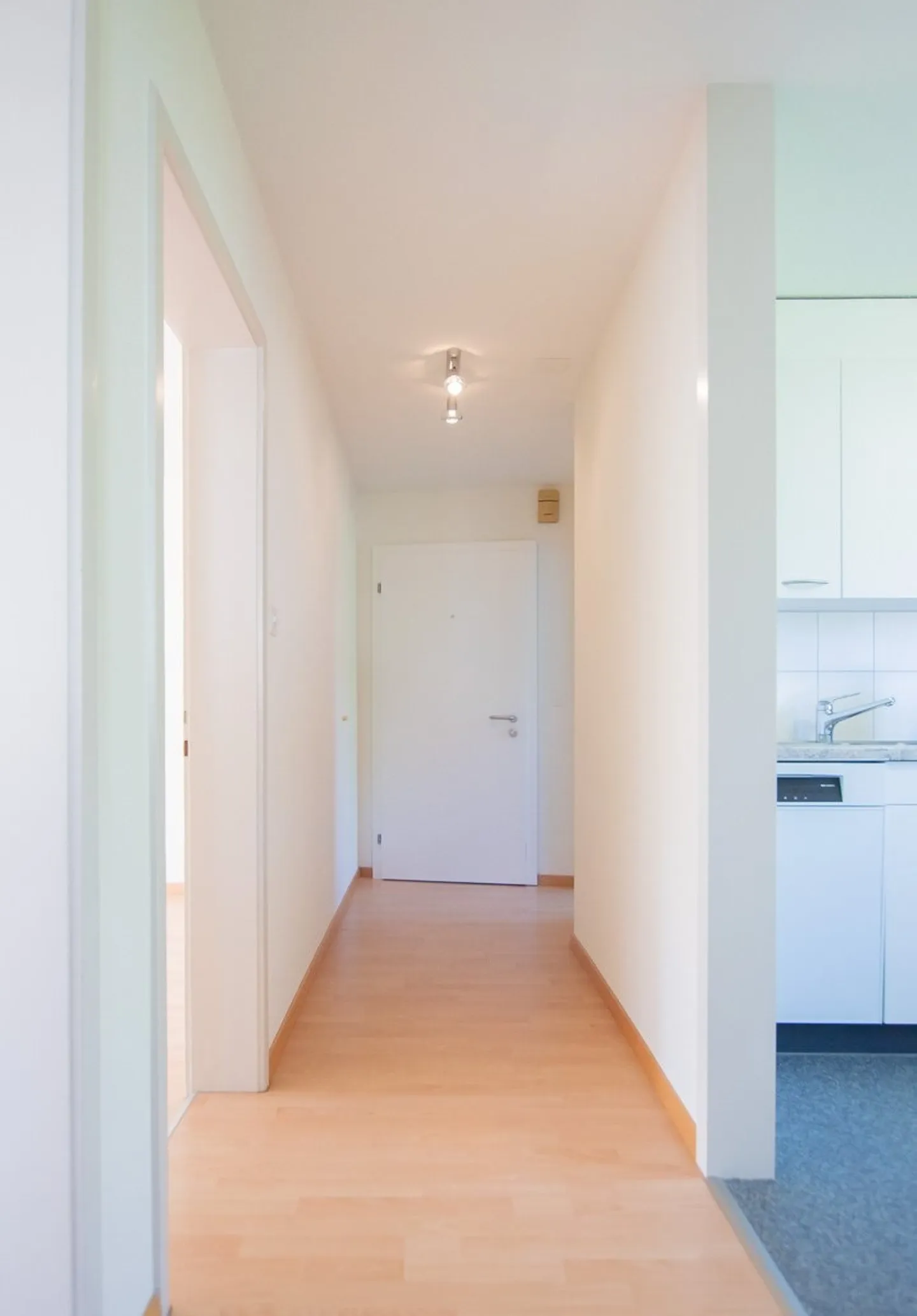 Helle 4-Zi. Wohnung - Foto 5 von 6