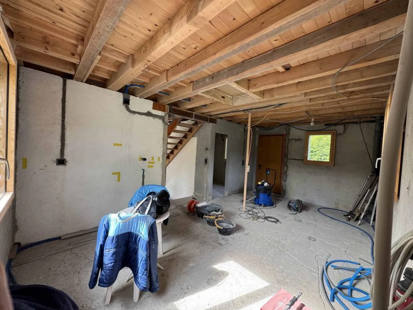 Chalet da ristrutturare nel cuore di Les Paccots - Foto 3 di 7